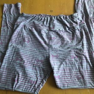 Lularoe tall and curvy leggings bow print